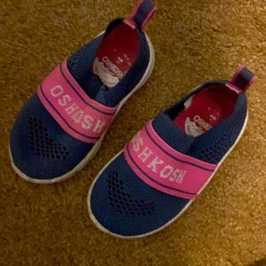 Oshgosh size 5 toddler